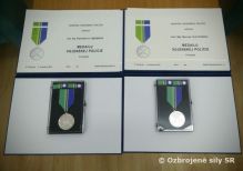 Ocenenie za vykonan prcu v prospech Vojenskej polcie pri prleitosti ukonenia sluobnho pomeru